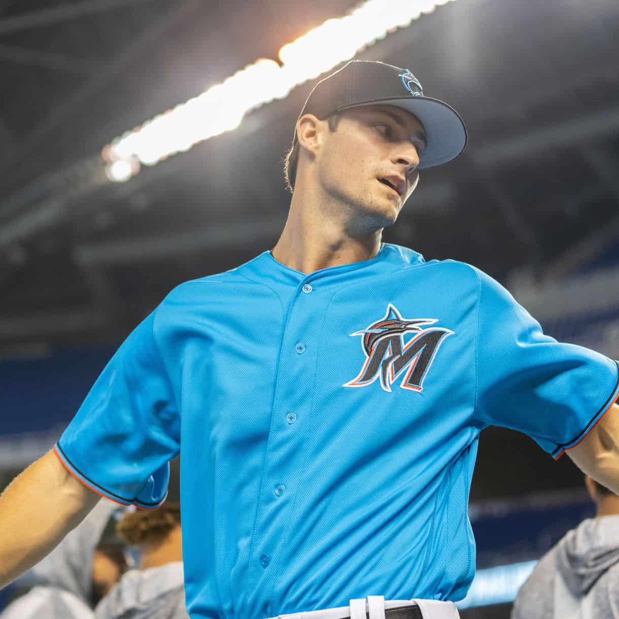 Tampa Bay Rays trade All-Star 3B Joey Wendle to Miami Marlins 