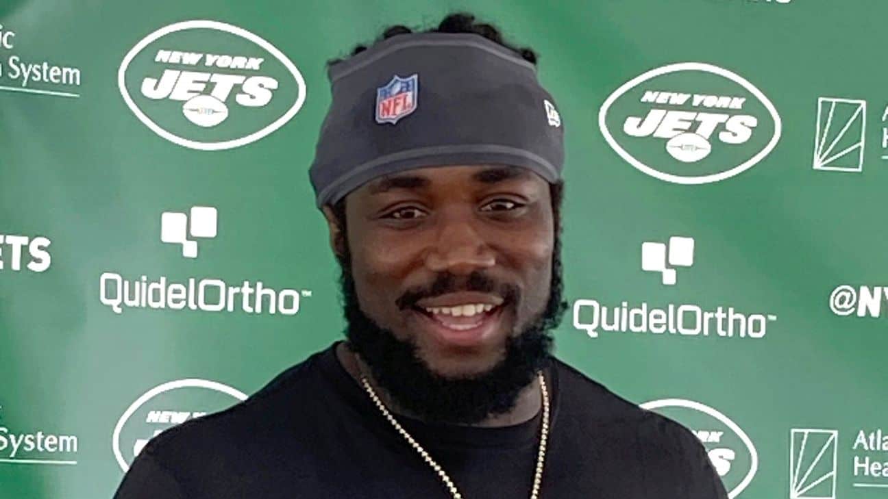 A day after Dalvin Cook agreed to terms, Breece Hall's activation further  bolsters Jets at RB - The Boston Globe